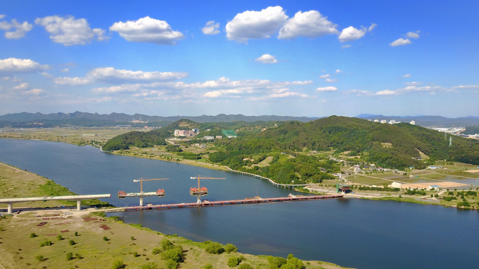 d08d31d0f6b4e750c26482d4ea227c6c_1498441