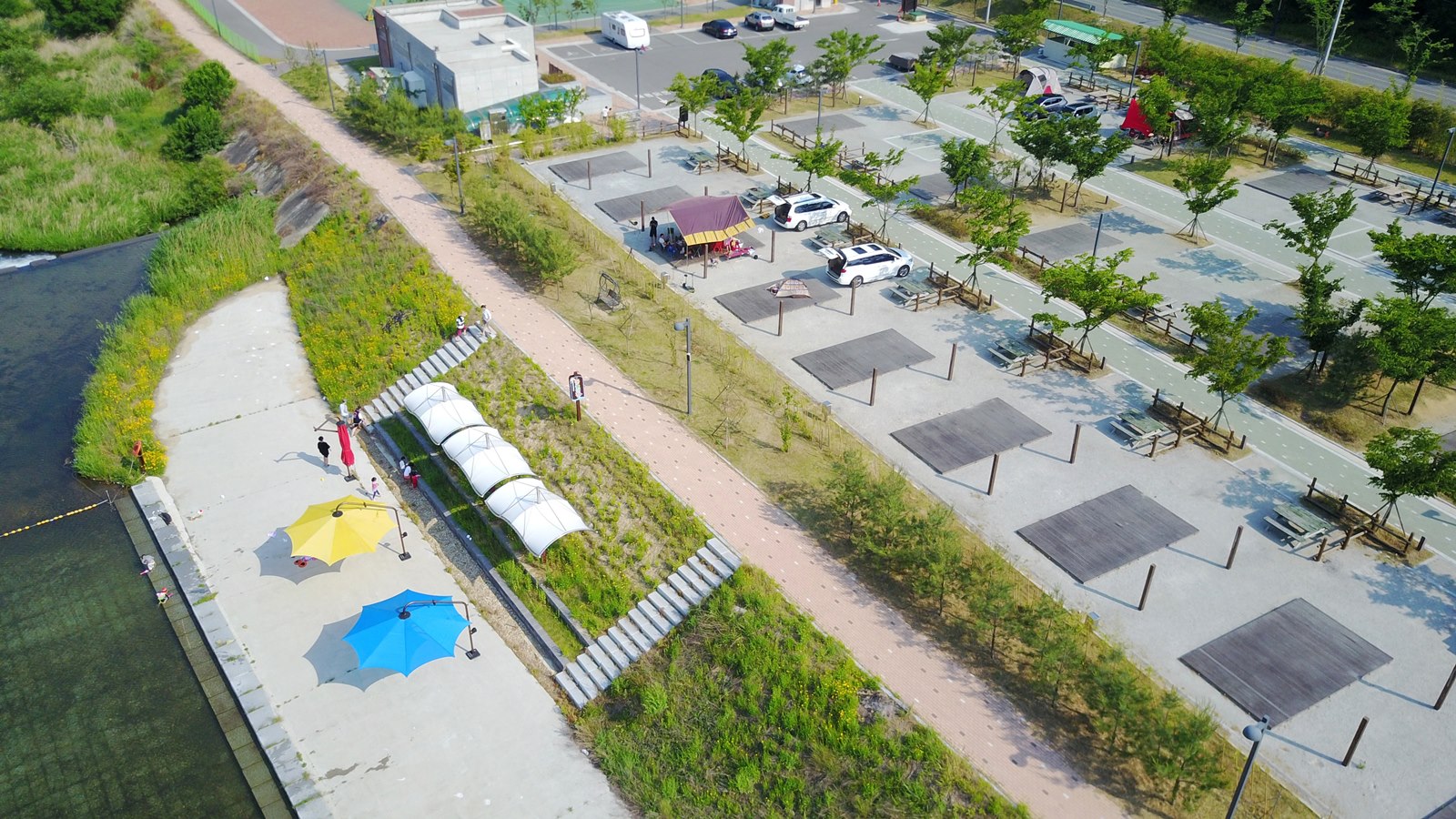 64d45fd3b806f684f1a235aaec4f42d1_1499568