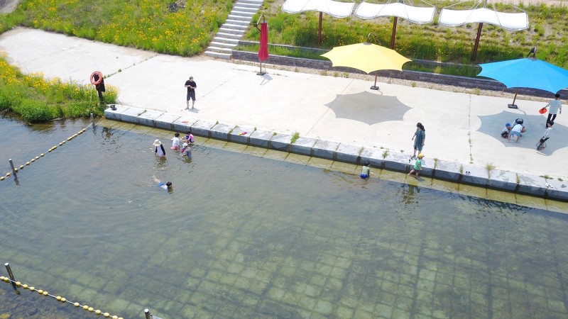 64d45fd3b806f684f1a235aaec4f42d1_1499568